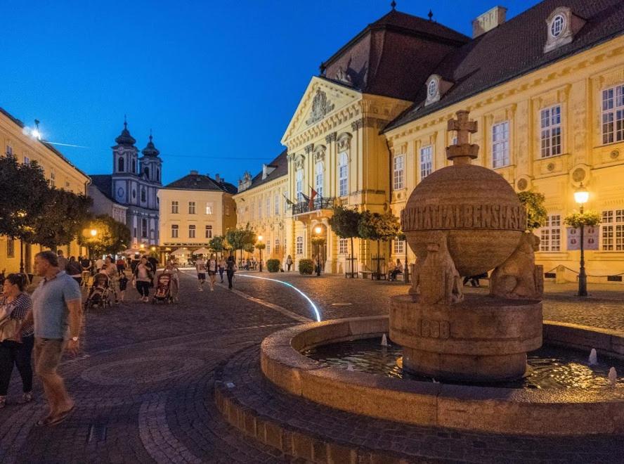 Patrik Apartman Székesfehérvár Exteriér fotografie
